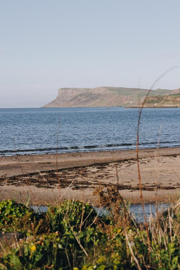 North Coast 9 Glamping Hotel Capecastle ภายนอก รูปภาพ
